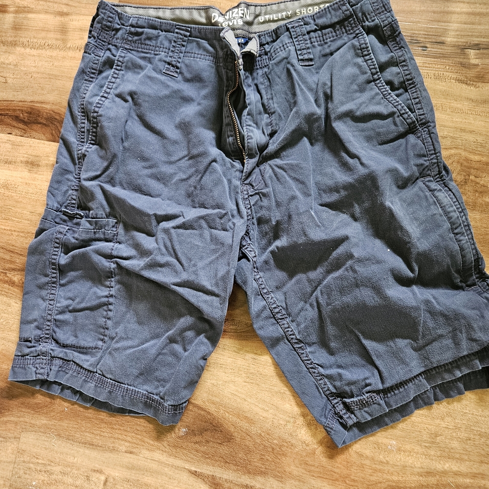 Levi's Dark Gray Cargo Shorts